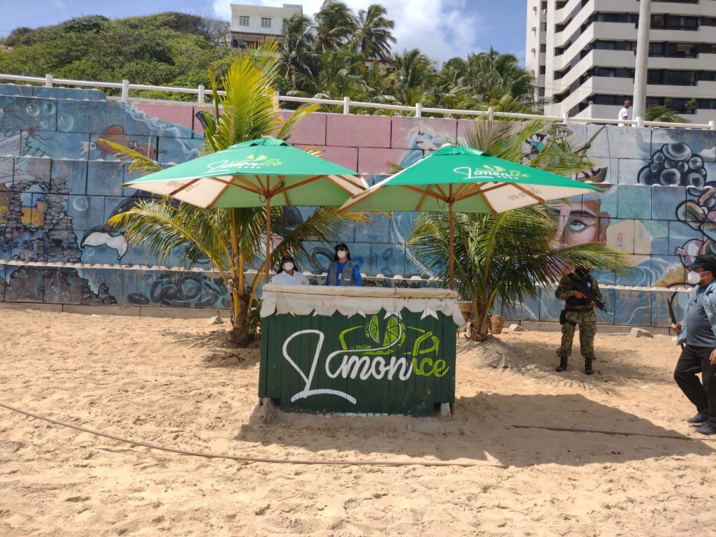 FOTOS Prefeitura Volta A Remover Barracas Irregulares Na Praia De