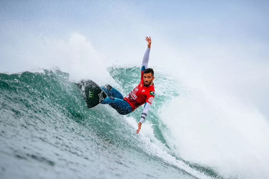 Filipe Toledo Campe O Em Bells Beach E Lidera O Ranking Mundial