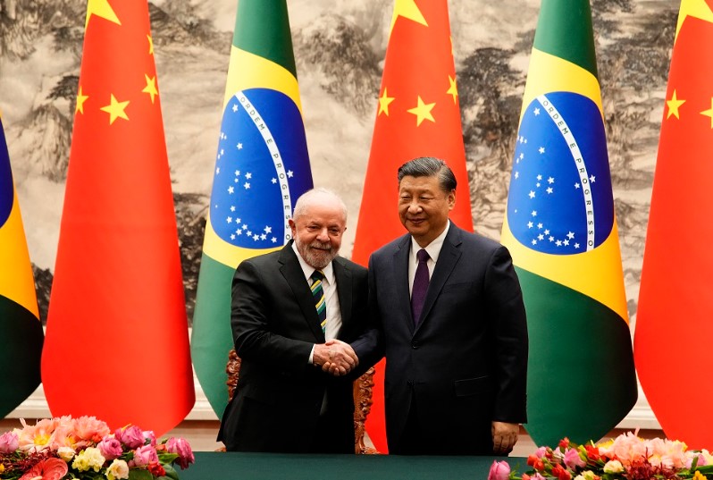 Documentos vazados mostram EUA atentos a elos de Lula China Rússia