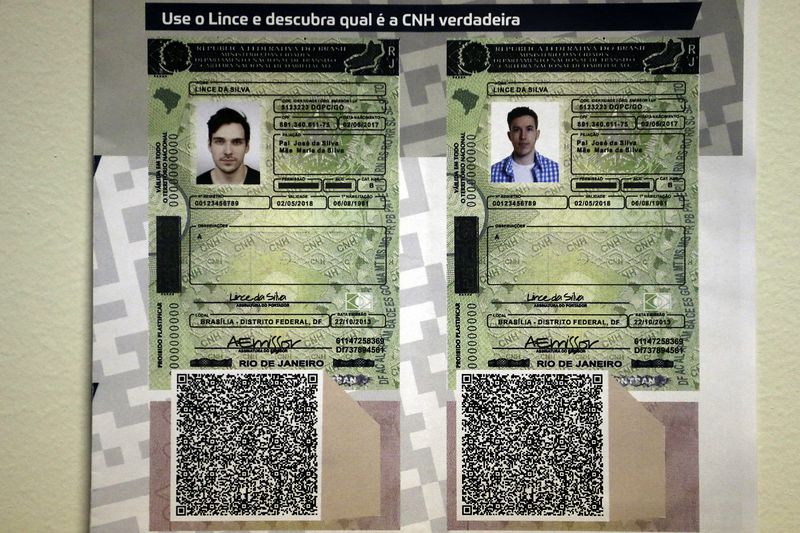 Brasília - A nova Carteira de Habilitação (CNH) com o QR Code já implementado foi apresentada hoje (José Cruz/Agência Brasil)