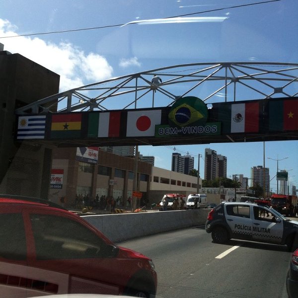 Passarela e Salgado Filho foram bloqueadas desde o início da tarde