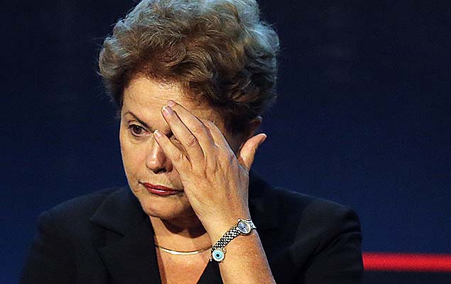 SÃO PAULO, SP - 10.03.2015: DILMA/SP - A presidente Dilma Rousseff participa da abertura da 21ª Edição do Salão Internacional da Construção (Feicon Batimat), no Auditório Elis Regina, no Parque Anhembi (zona norte de SP). (Foto: Jorge Araujo/Folhapress)