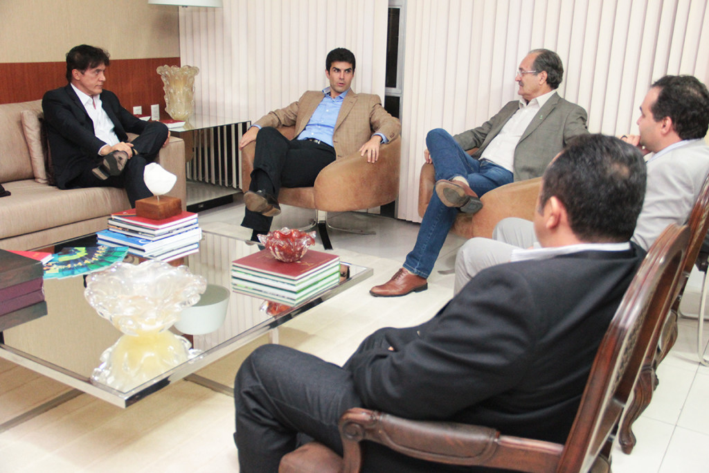 20.07 Governador recebe Ministro da Pesca, Helder Barbalho - Foto Rayane Mainara (5)