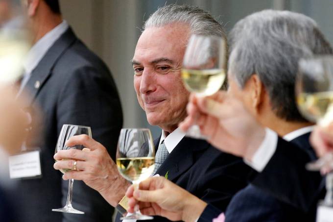 2016-10-19t042232z_984157392_d1beuhuotsad_rtrmadp_3_japan-brazil-temer-e1478612363592