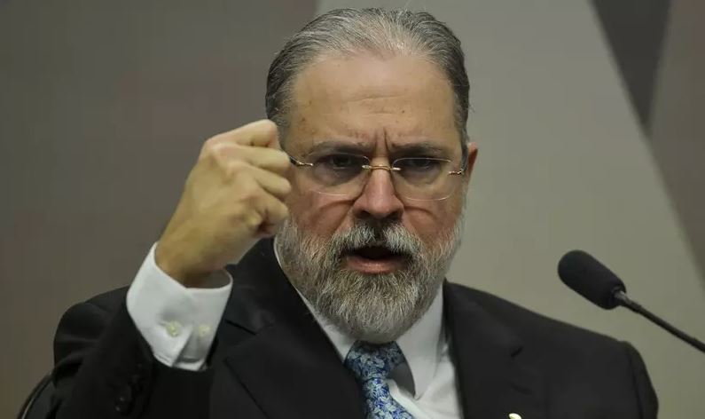 aras Aras pede que governador do AM e prefeitura de Manaus sejam investigados