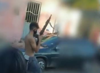 f3 Fuzil da Polícia Militar do RN é apreendido com assaltantes de banco na Bahia