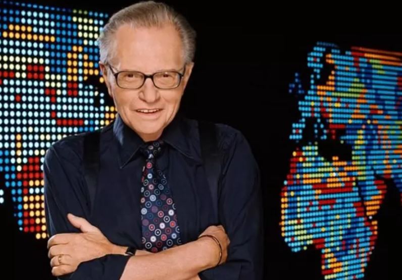 larry Morre o ex-apresentador da CNN Larry King, aos 87 anos, vítima de Covid-19