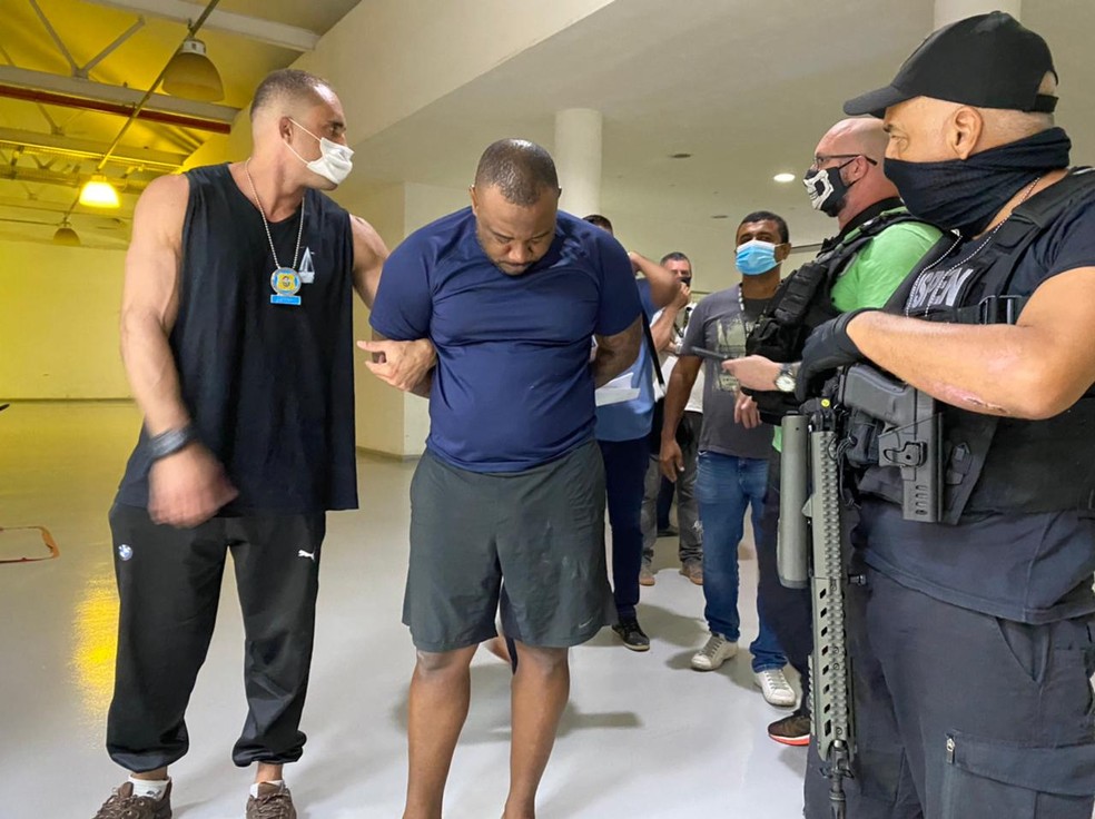 jv Polícia prende no RJ um dos maiores traficantes de armas do mundo; João Filipe Barbieri havia deixado prisão com alvará falso