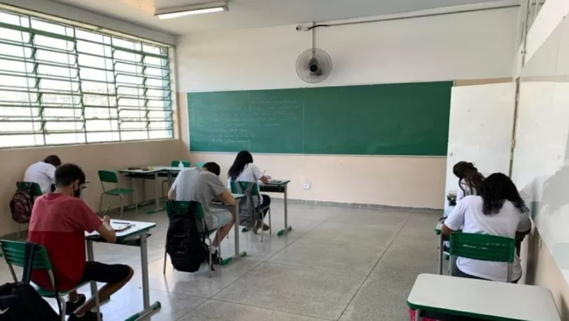 Conselho Nacional de Educação diz que retorno das aulas presenciais é “urgente e indispensável”