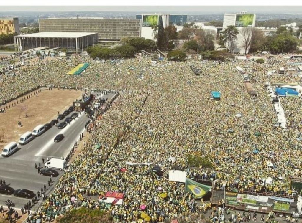 WhatsApp-Image-2021-09-07-at-12.39.39 Bolsonaro: “Não mais aceitaremos que qualquer atrocidade usando a força do poder passe por cima da nossa Constituição”; Veja o discurso completo