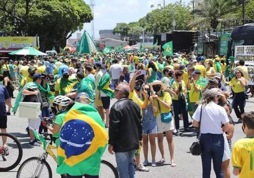al FOTOS: Em Natal, manifestantes pró-Bolsonaro se reuniram na Praça Pedro Velho