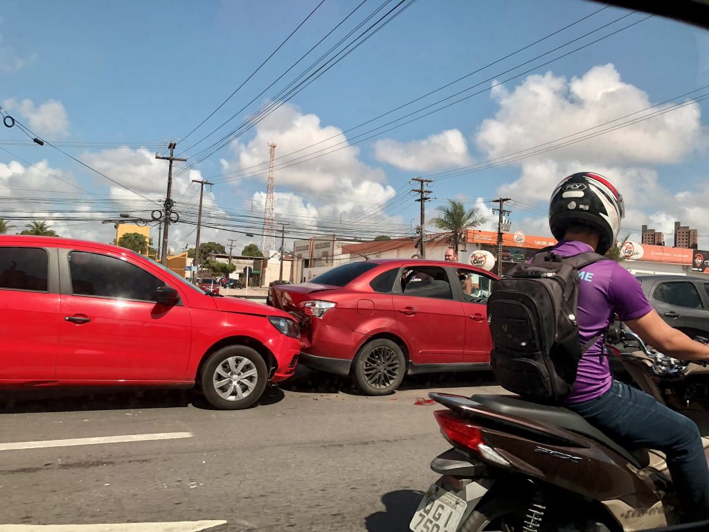 FDv9rL5WUAE8ciu-1024x768 FOTOS: Seis carros se envolvem em engavetamento na Zona Sul de Natal