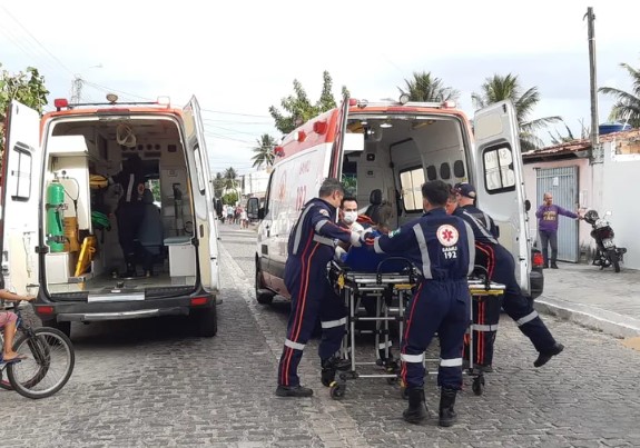 GloboNews - AO VIVO: Explosões deixam vítimas no aeroporto