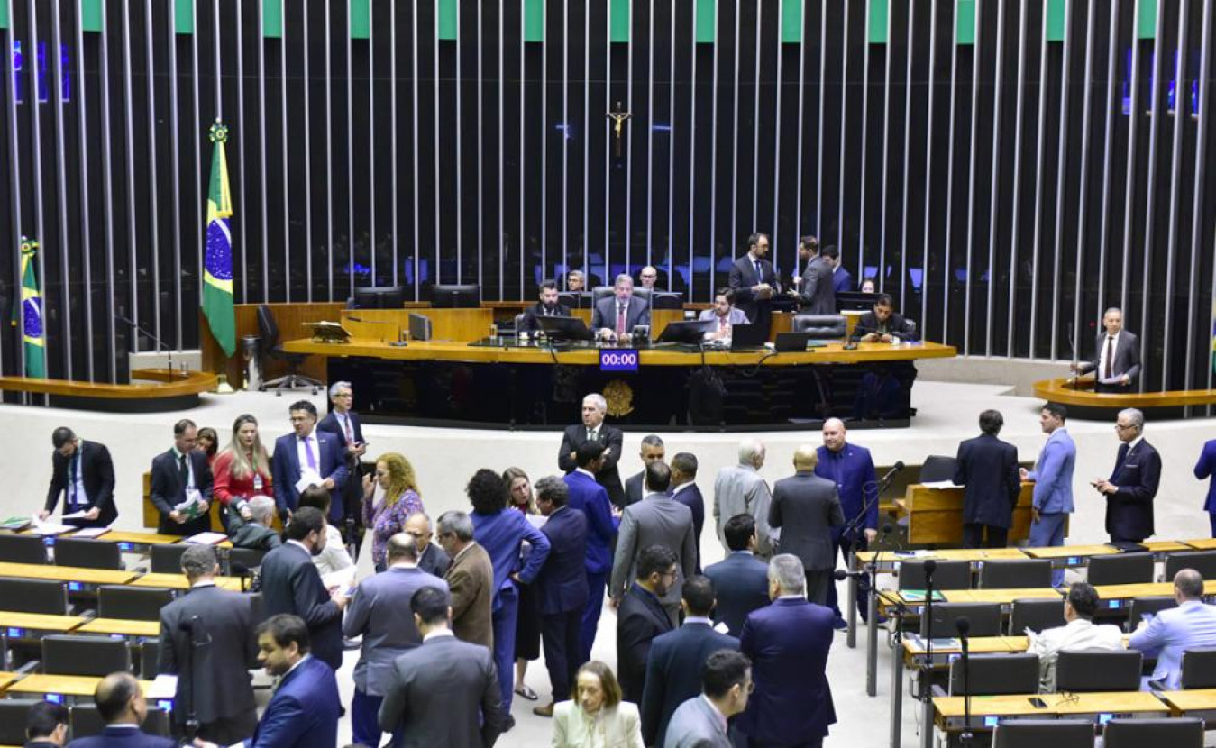 REFORMA TRIBUT&Aacute;RIA: Deputados aprovam regra que permite a auditores  municipais e estaduais ganharem igual a ministro do STF - Blog do BG