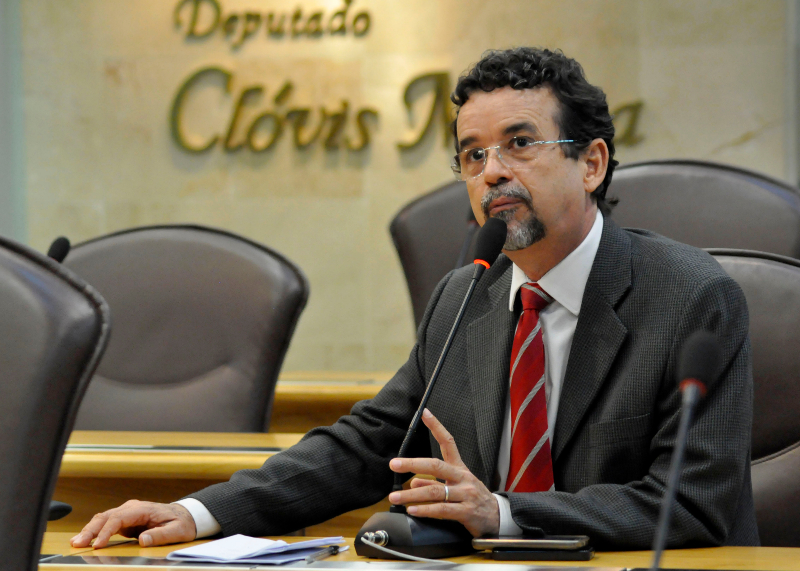23eaa102-2681-4132-9cfd-813a39074c9e