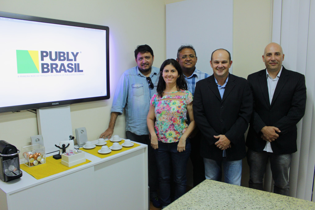 Foto Franqueado Alecrim PublyBrasil