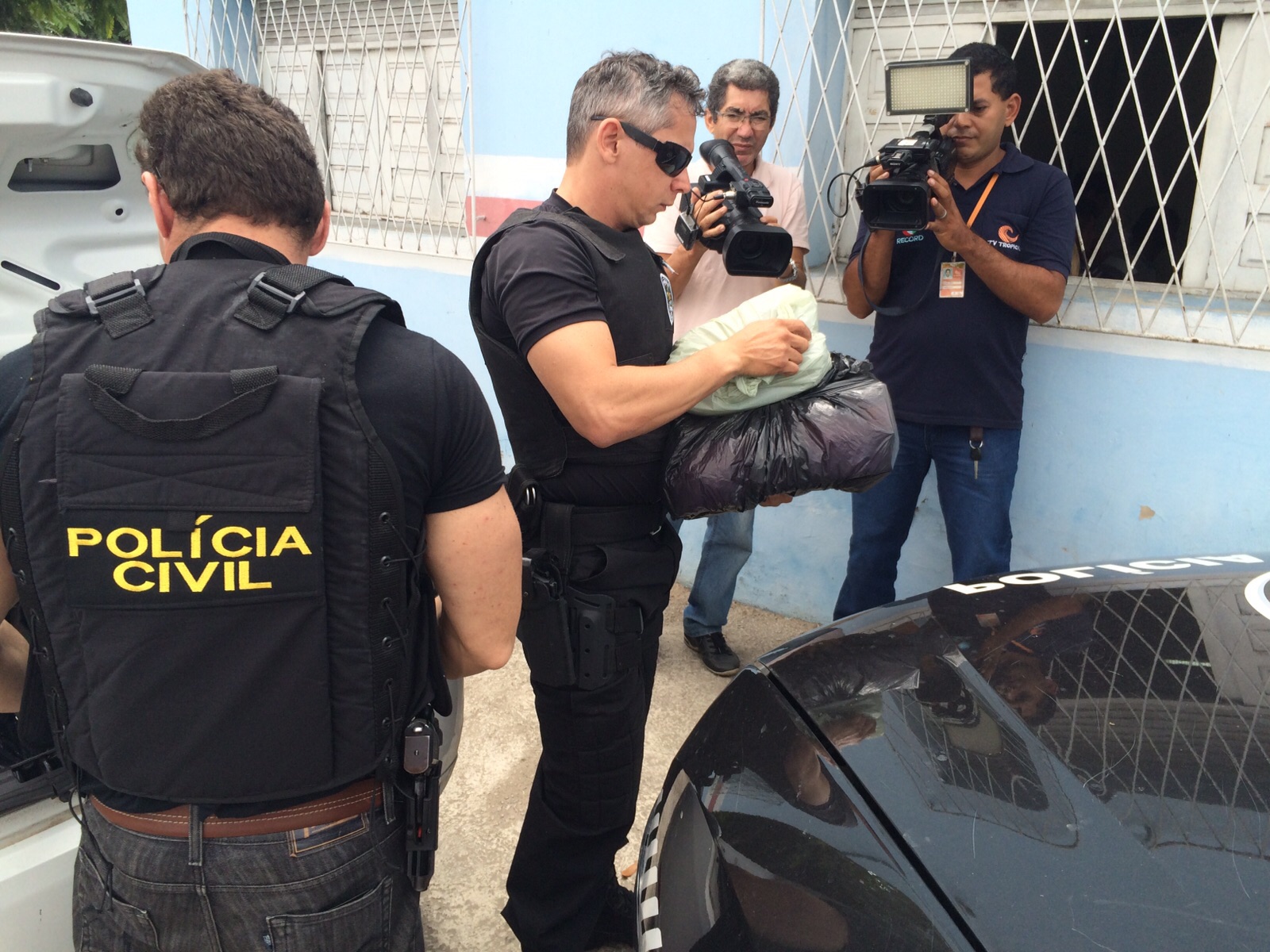 FOTO: Descoberta fraude no cartório de São Gonçalo do Amarante; tabeliã e  marido detidos - Blog do BG