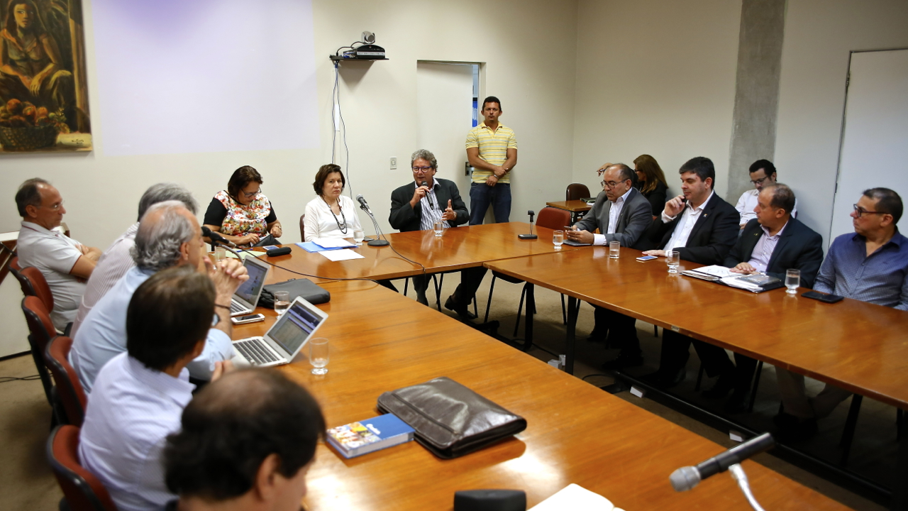Kleber Morais EBSERH_11Jul16_Cicero Oliveira BR3