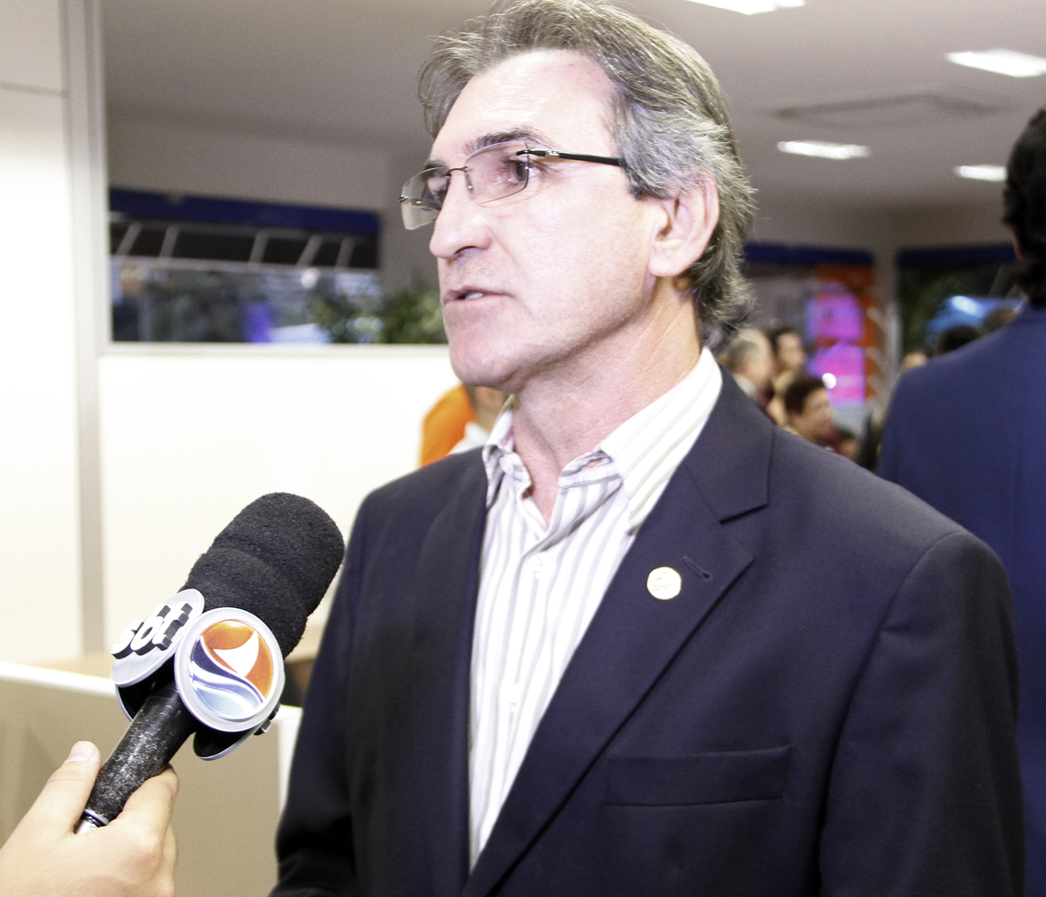 Marcelo Queiroz concede entrevista