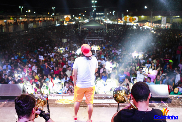 SHOWS