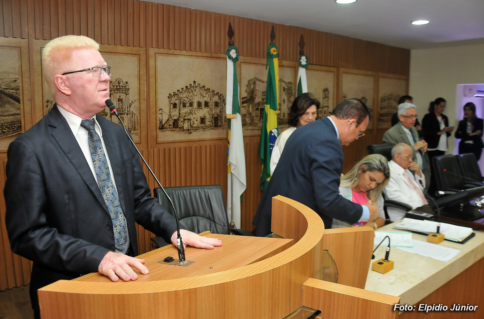 Sessão CMN 19.09.16 - Foto ELPÍDIO JÚNIOR (3)