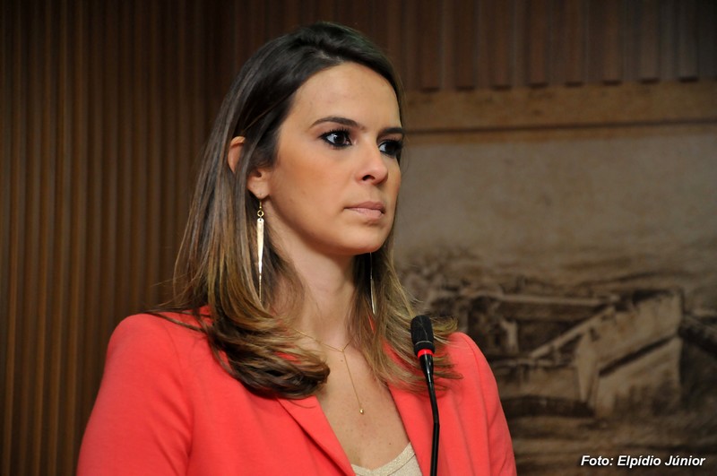 Verª. Júlia Arruda - Foto ELPÍDIO JÚNIOR (211)