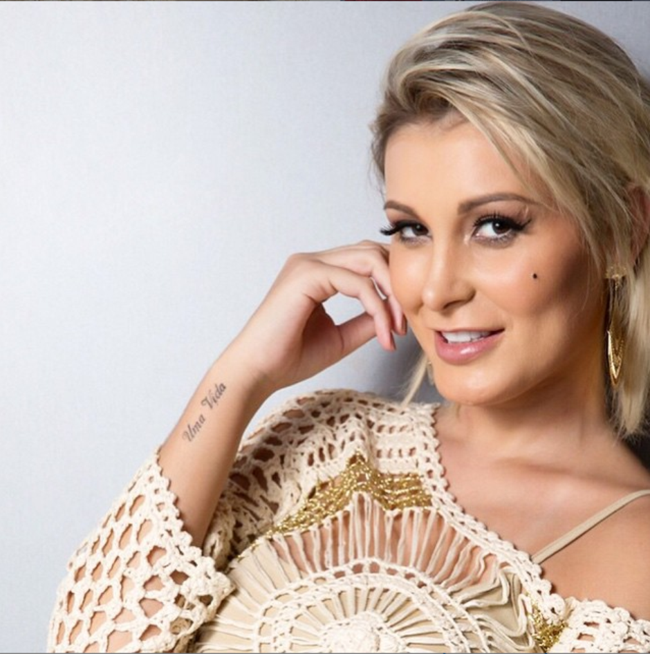 Convertida, Andressa Urach garante: "sexo só depois do ...