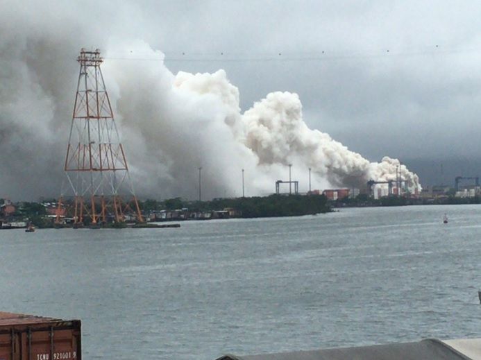Vazamento de amônia no Porto de Santos