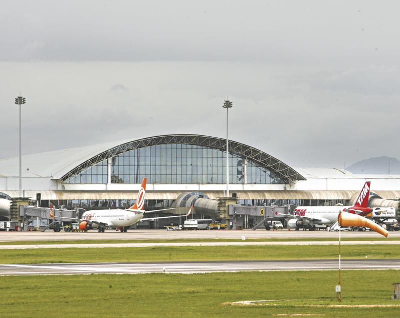 09 de junho de 2015 - aeroporto internacional pinto martins. - negocios - 06ne0220 - BRUNO GOMES