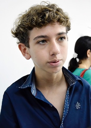 jose-victor-menezes-teles-tem-14-anos-e-obteve-nota-no-enem-2014-para-entrar-em-medicina-na-ufs-universidade-federal-de-sergipe-1422409775672_300x420