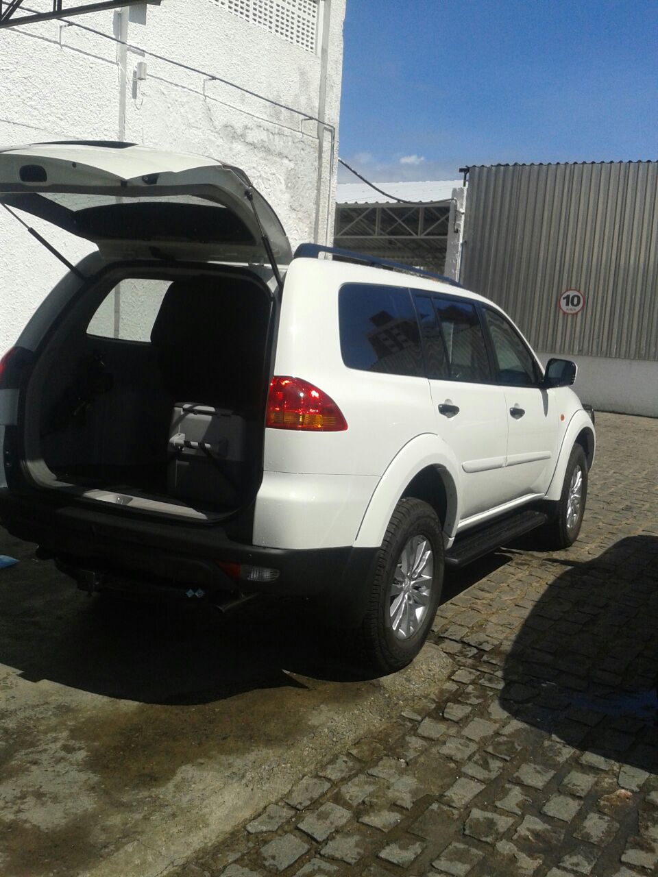 pajero 3