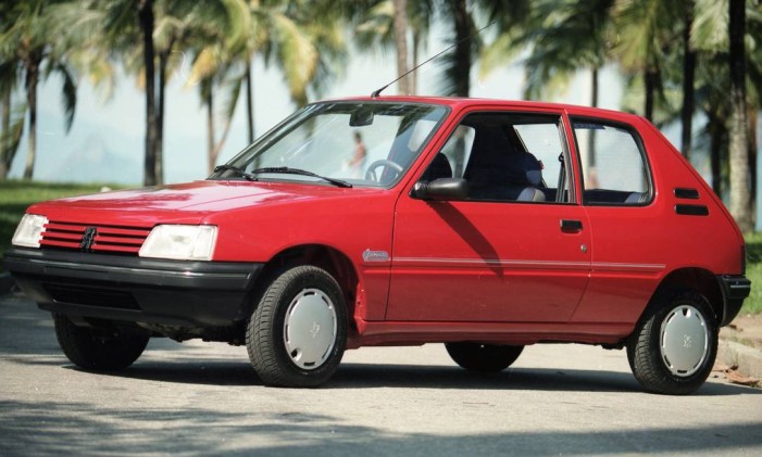 peugeot_205_gentry_1