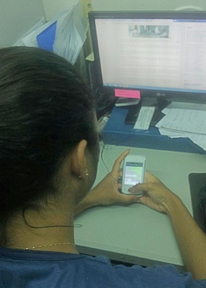 rayanna-alves-25-usa-o-horario-de-almoco-para-responder-clientes-via-whatsapp-1434741471281_300x420