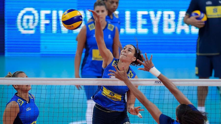 selecao-feminina-de-volei-treina-para-a-estreia-no-grand-prix-1465304986327_v2_900x506