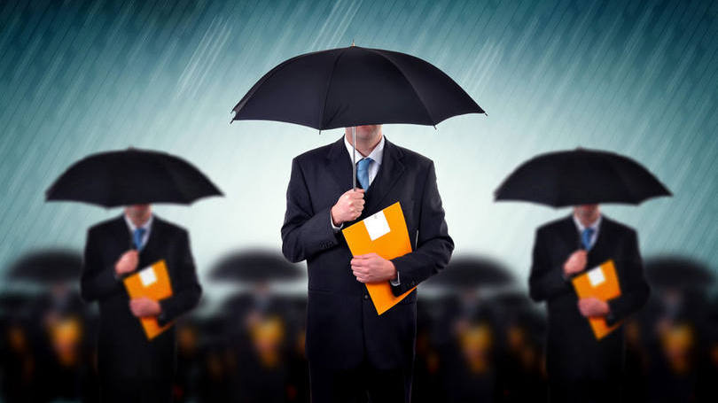 size_810_16_9_executivo_guarda_chuva